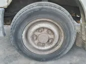Fusée d'essieu de moyeu de la roue avant