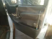 Mehāniskais priekšpusē loga pacelšanas mehānisms