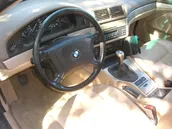 Steering wheel axle set