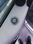 Steering wheel buttons/switches