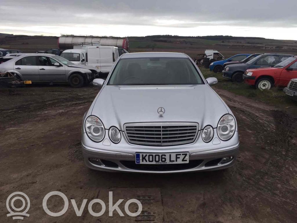 Mercedes-Benz E W211
