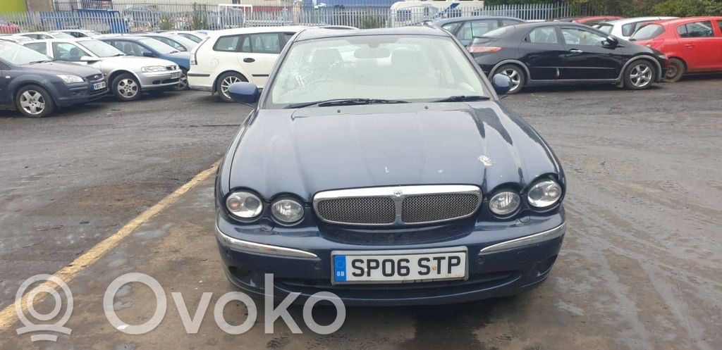 Jaguar X-Type