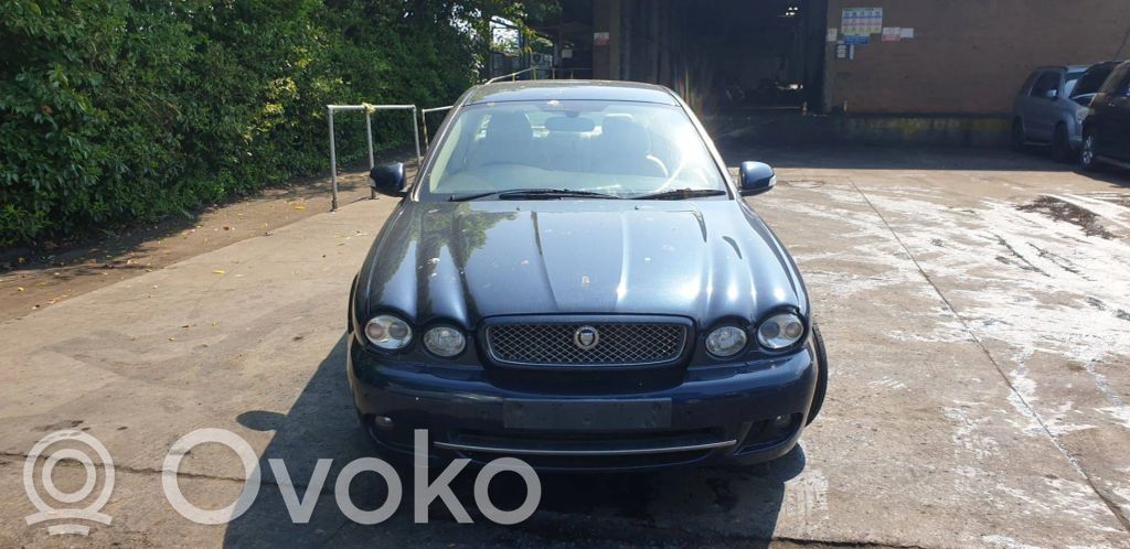 Jaguar X-Type