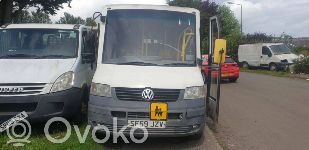 Volkswagen Transporter - Caravelle T5