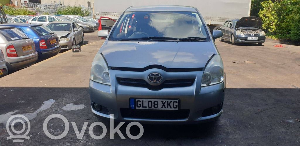 Toyota Corolla Verso AR10