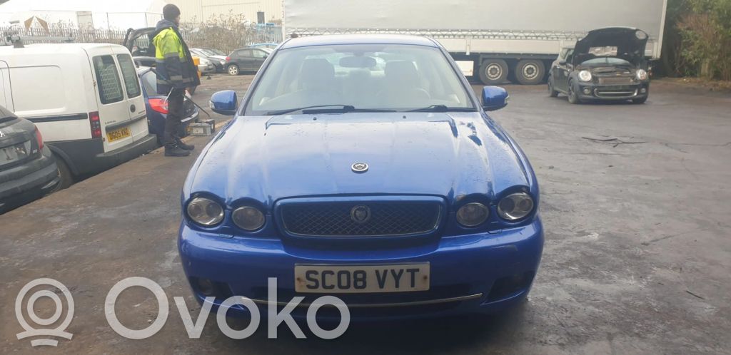 Jaguar X-Type