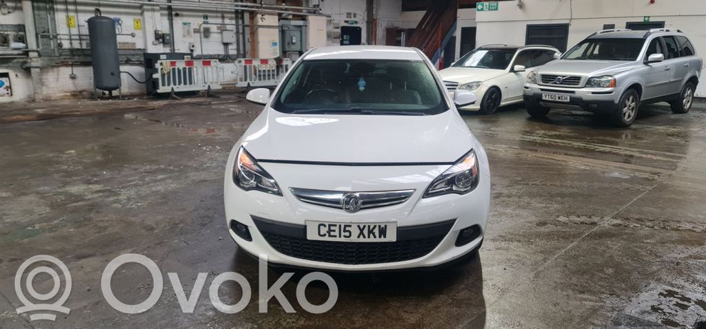 Opel Astra J