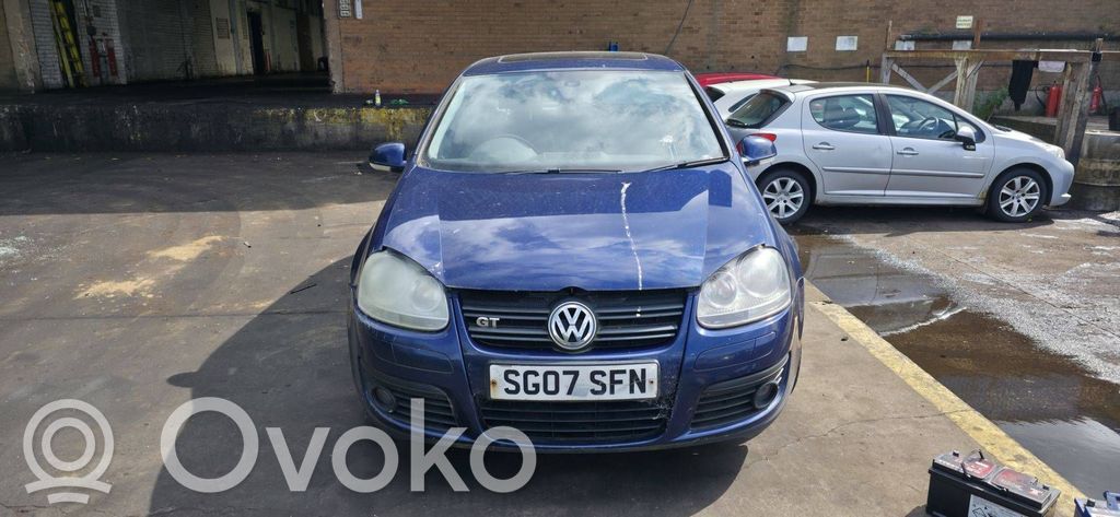 Volkswagen Golf V