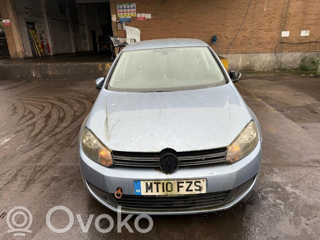 Volkswagen Golf VI