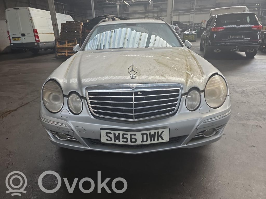 Mercedes-Benz E W211
