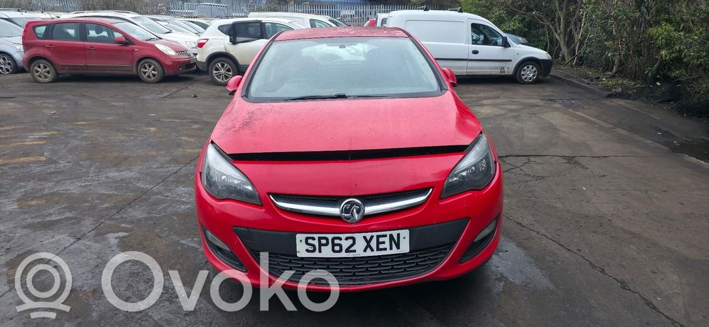 Opel Astra J