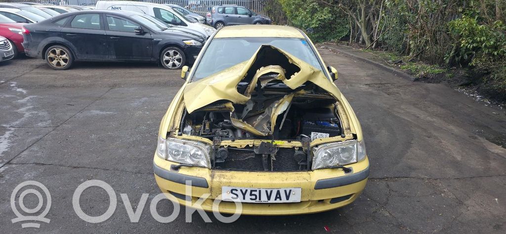 Volvo S40, V40