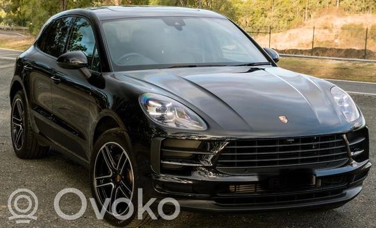 Macan (95B) Macan  95B867501