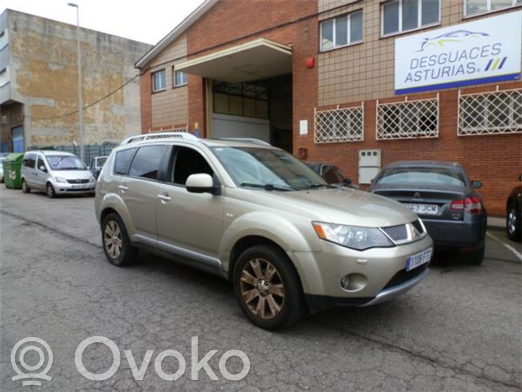 Outlander Outlander  8600A22817E380B