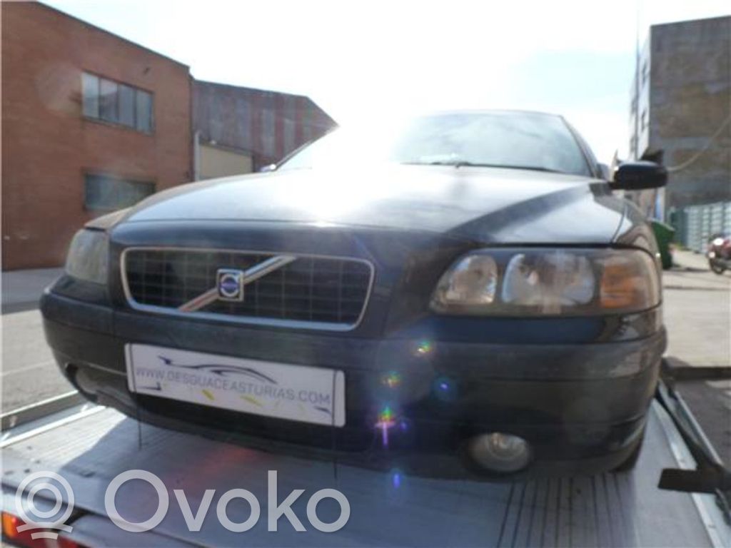 S60 S60  281010319