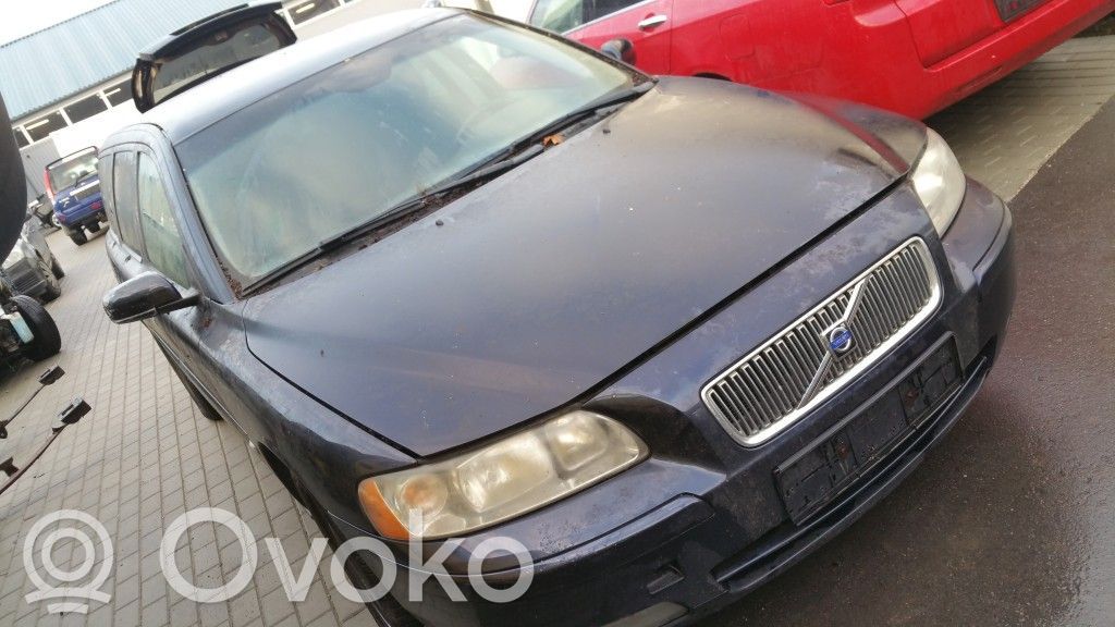 V70 S70, V70, V70 XC  8633797