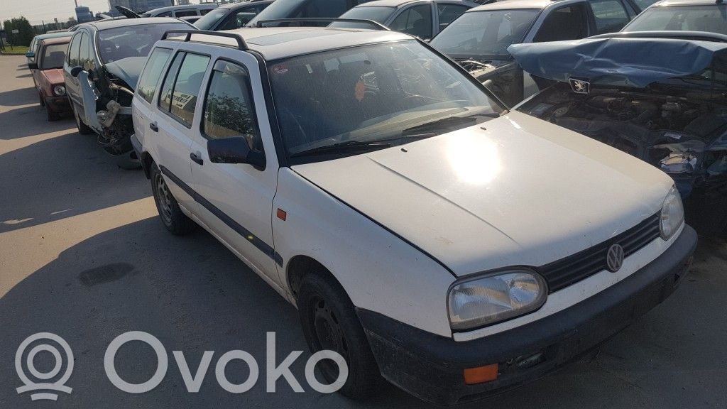 Golf III Golf  0261203591