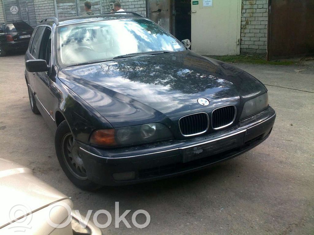 5 E39 Series 5  1229144