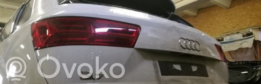 Q7 4M Q7  059121111BK