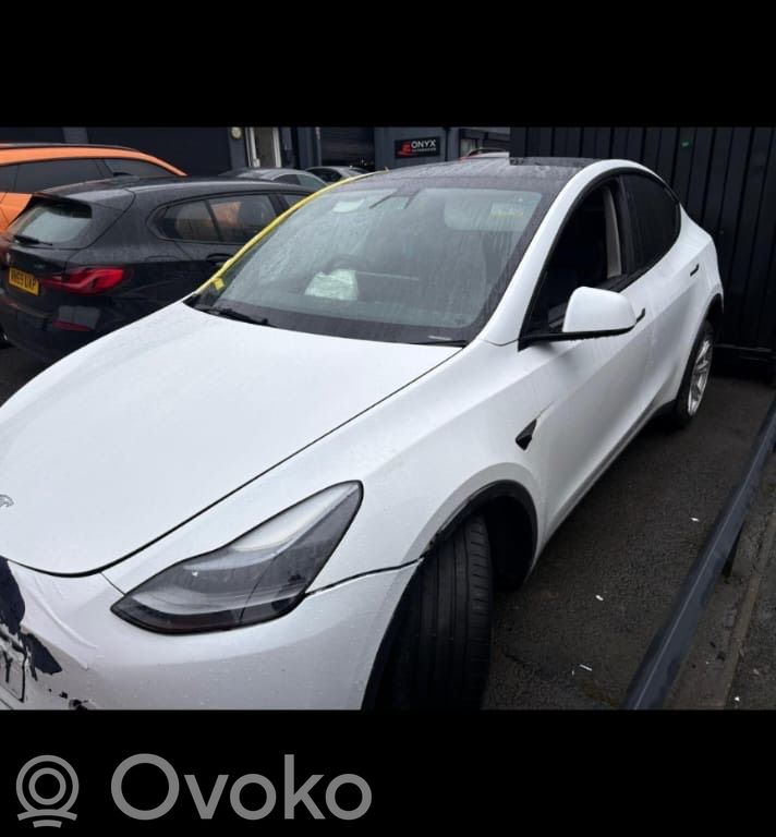Model Y Tesla Model Y  104453101B