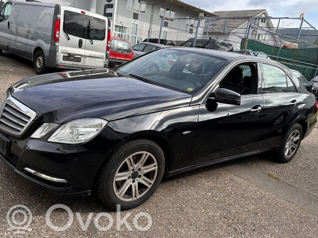 E W212 E-class, AMG (W124, W210, W211, W212, W213, C207, W238)  V2425001