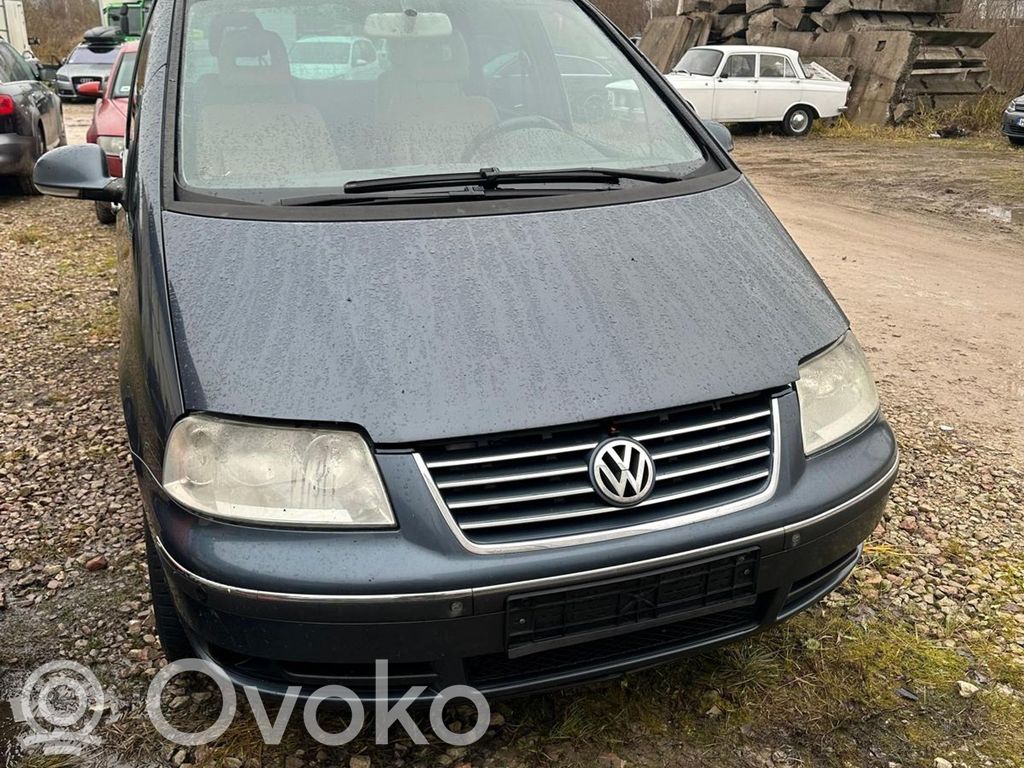 Sharan Sharan  7M3199308