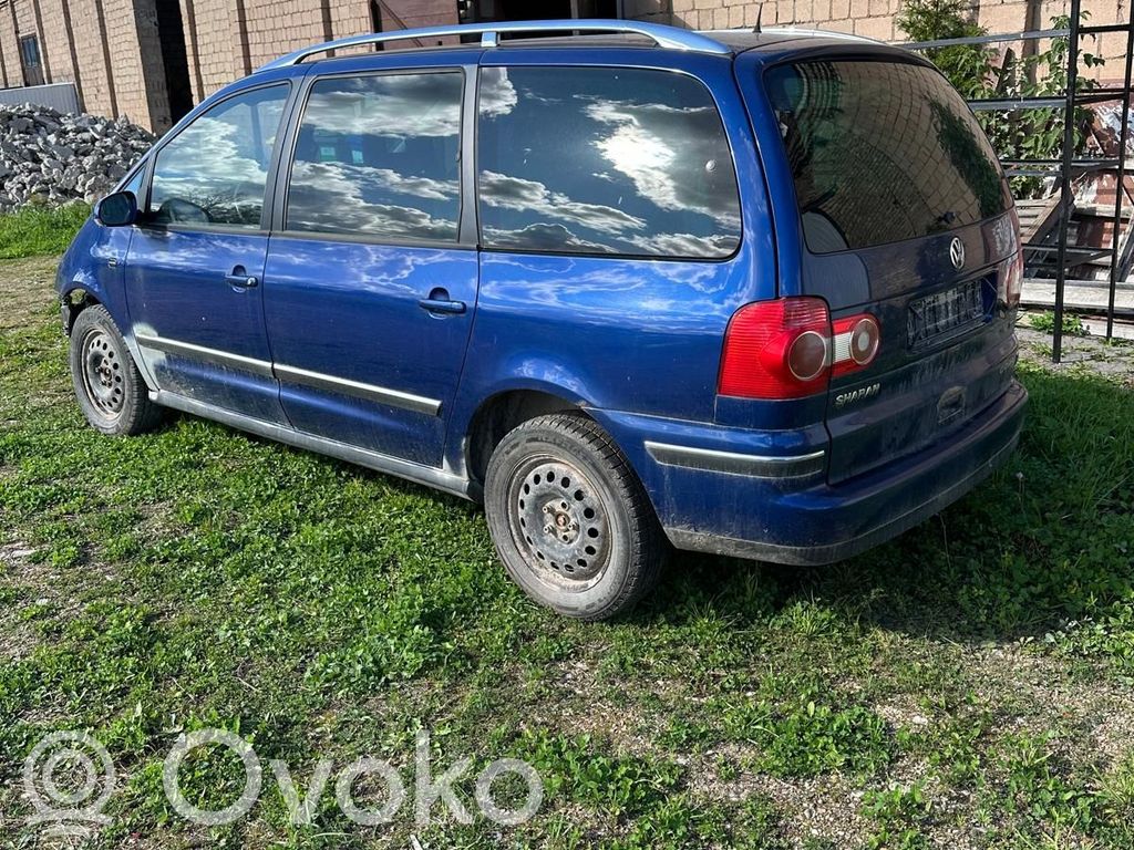 Sharan Sharan  7M3199308