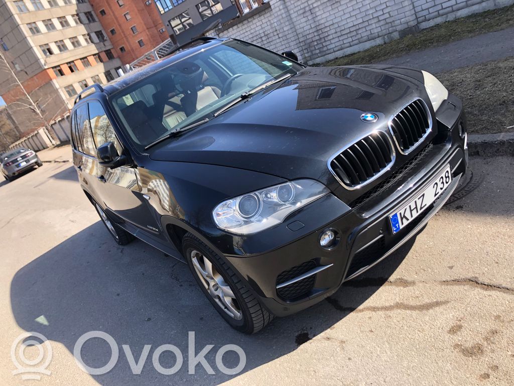 X5 E70 X5  9236527