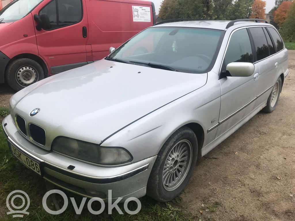 5 E39 Series 5  7785018