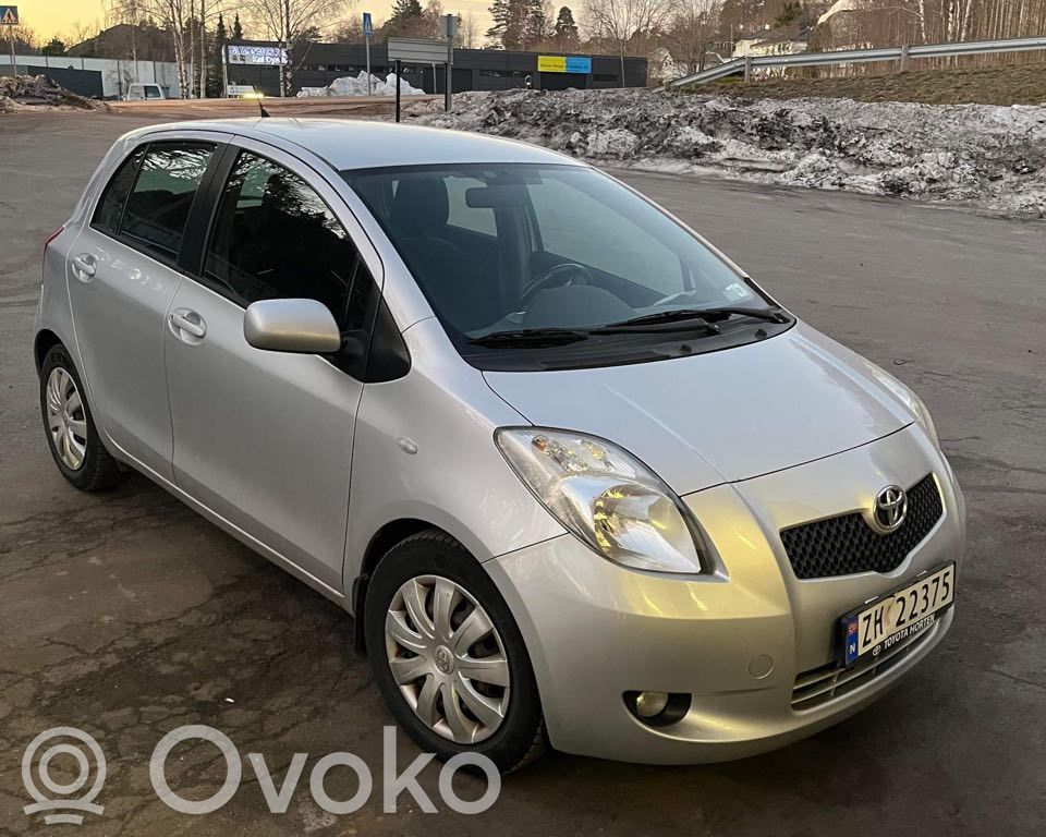 Yaris Yaris  KOITO0D7
