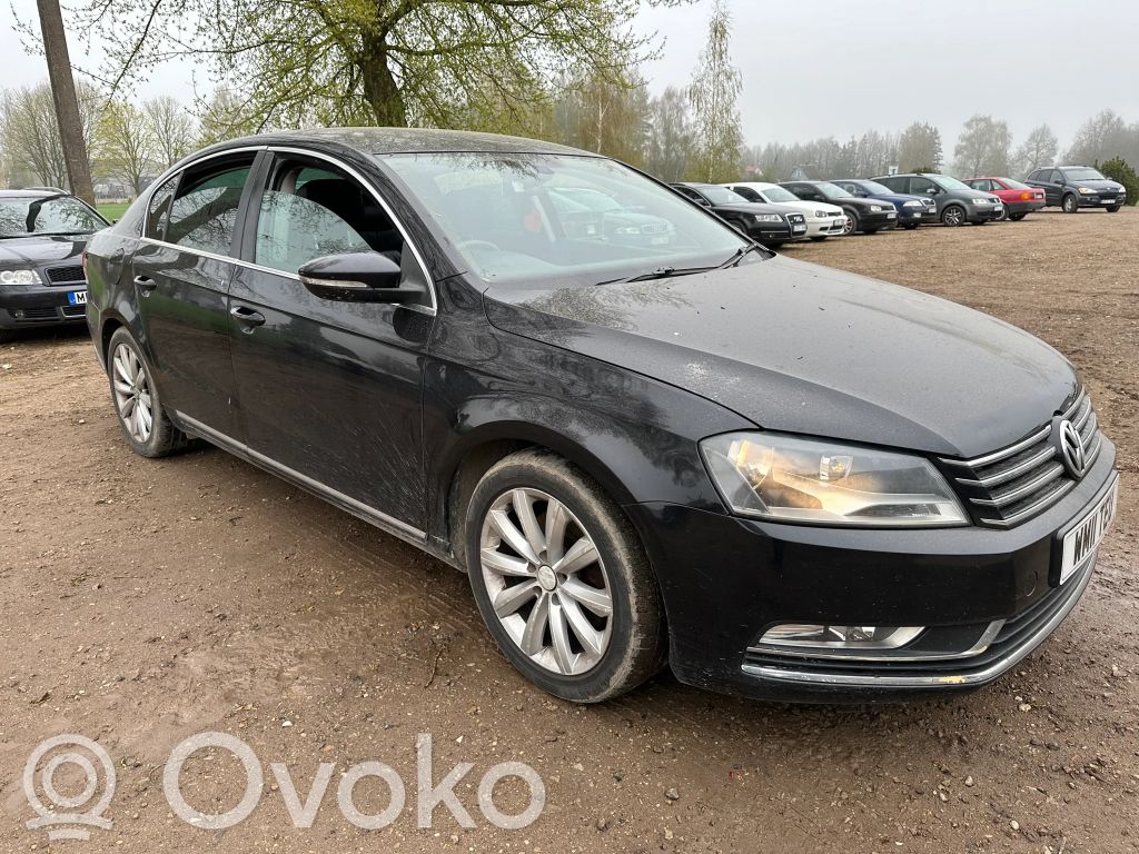 PASSAT B7 Passat  33058993F