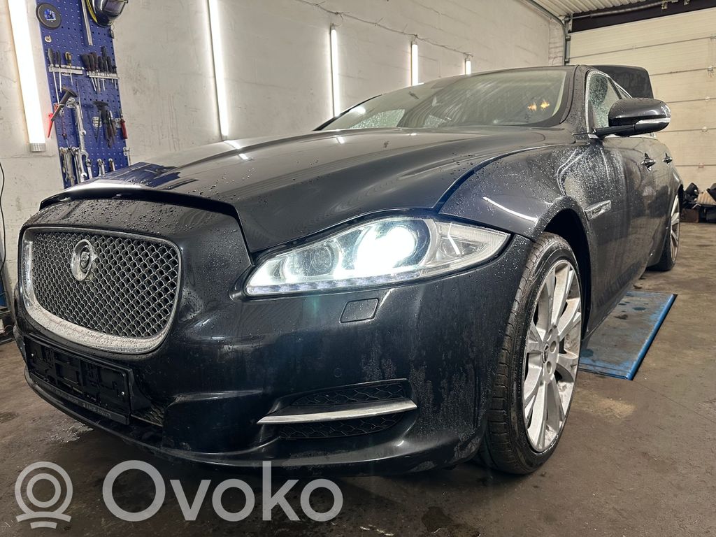 XJ X351 XJ  9W839G444AA