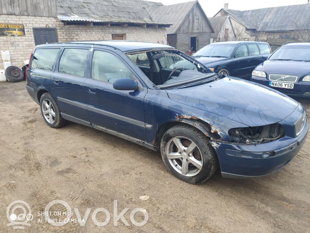 V70 S70, V70, V70 XC  9452367