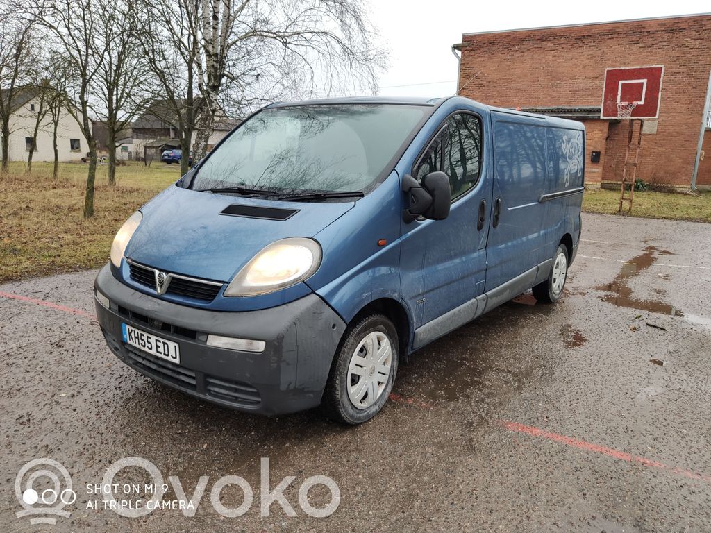 Vivaro Vivaro  8200007033