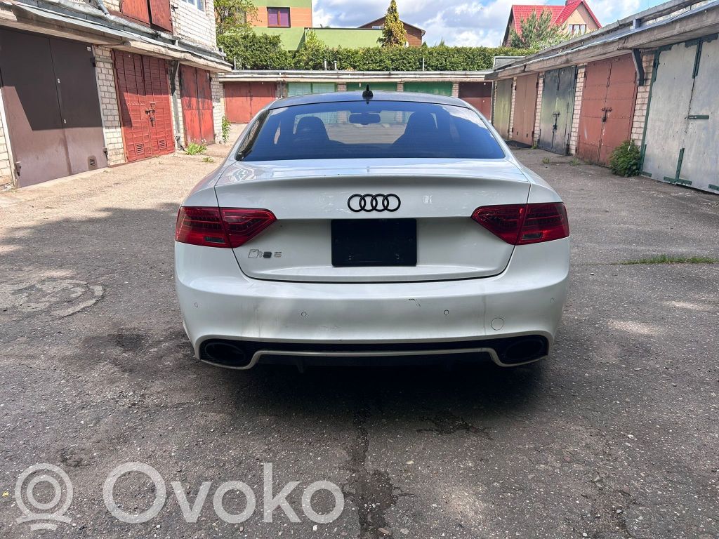 RS5 RS5  8T0907379