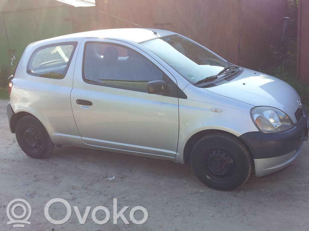 Yaris Yaris  8946552030