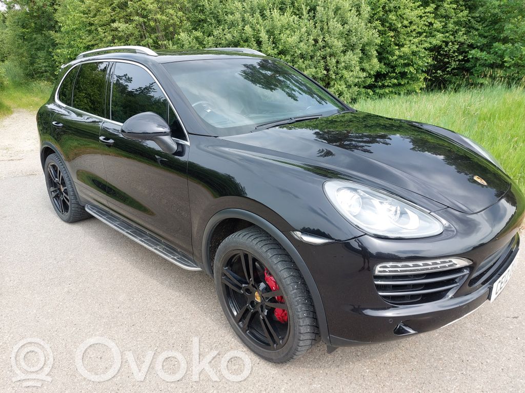 Cayenne (92A) Cayenne  7P5035225M