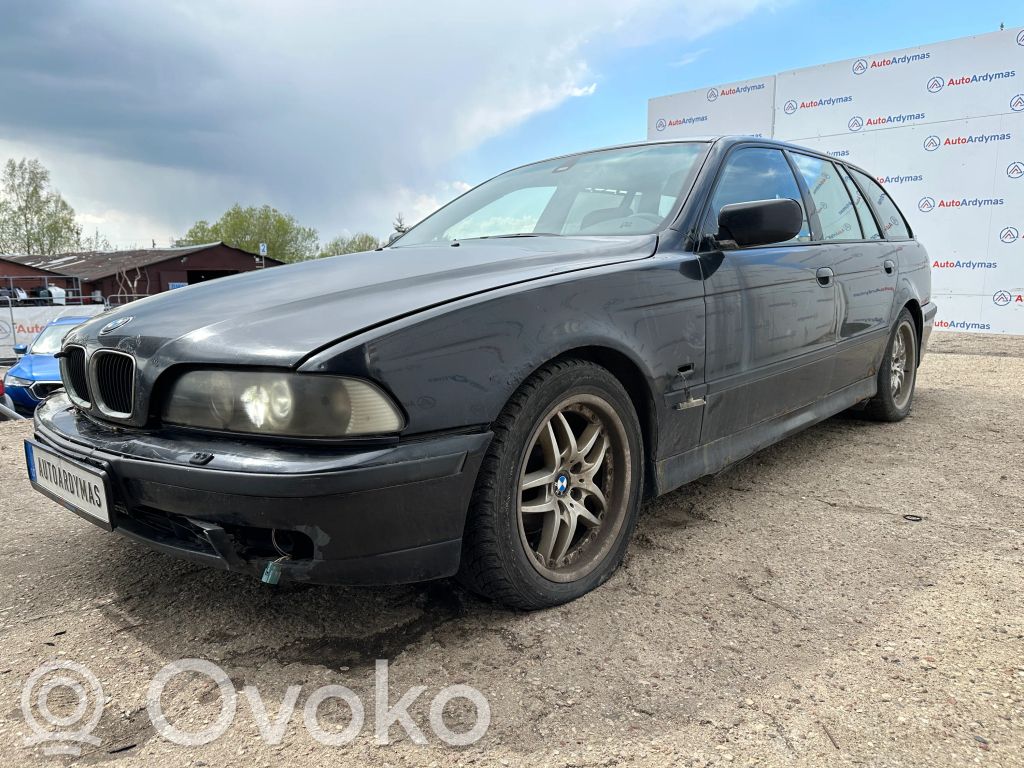 5 E39 Series 5  8368934