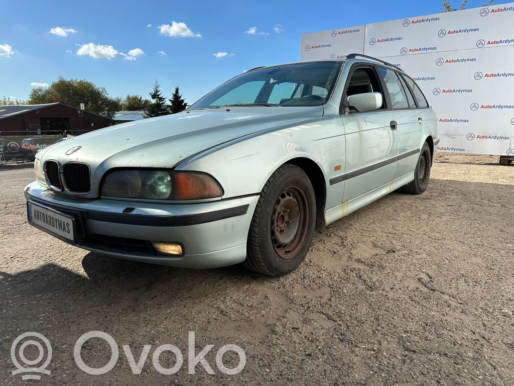 5 E39 Series 5  8387114