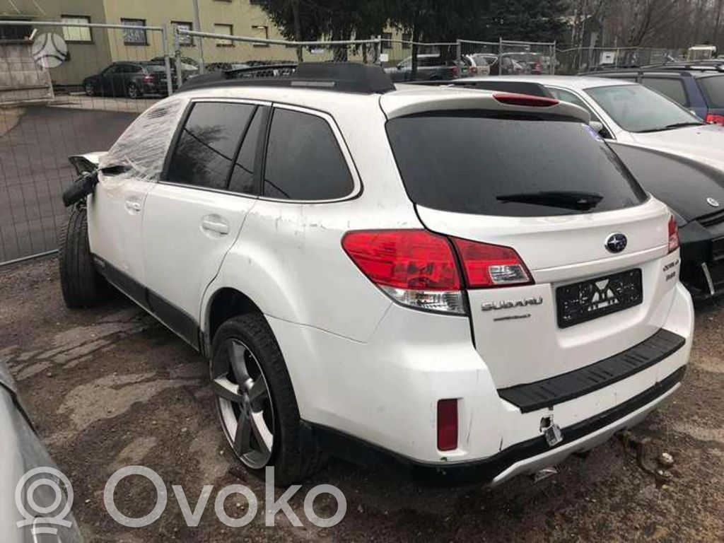Outback Outback  23300AA61A