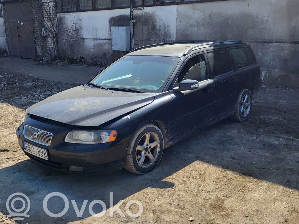 V70 S70, V70, V70 XC  8626324