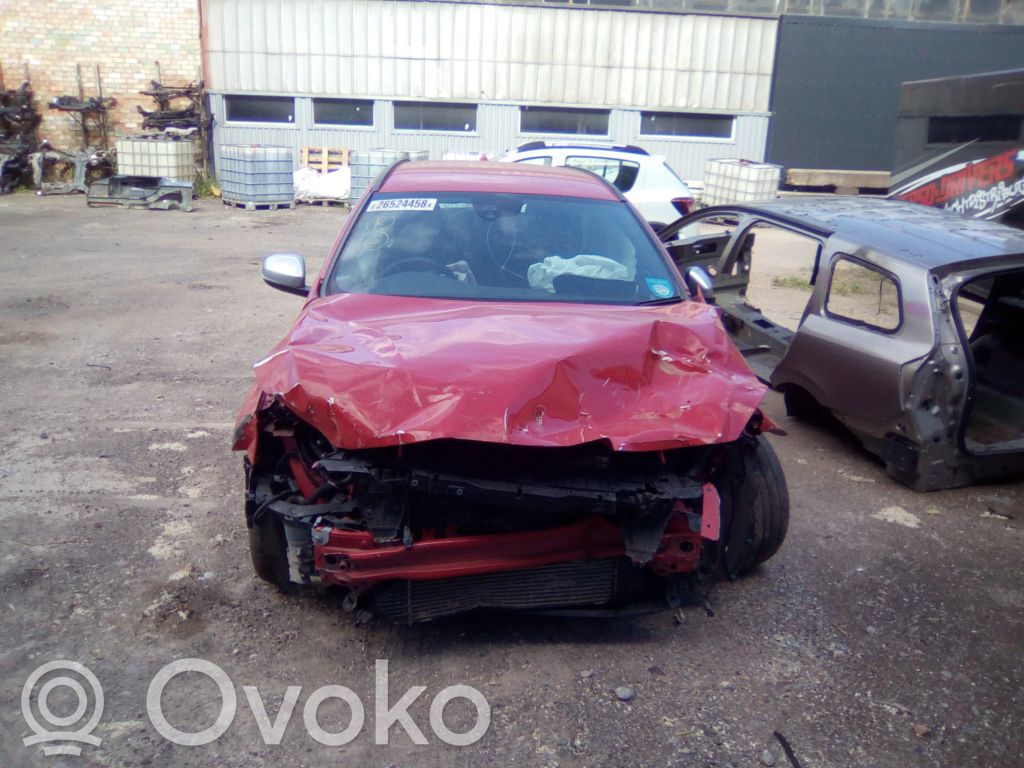 V60 V60, V60 Cross Country  31262714