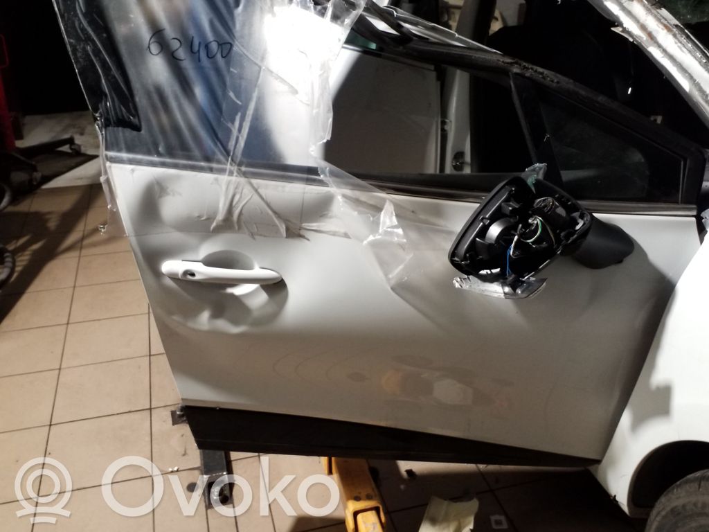 Clio IV Clio  682005987R