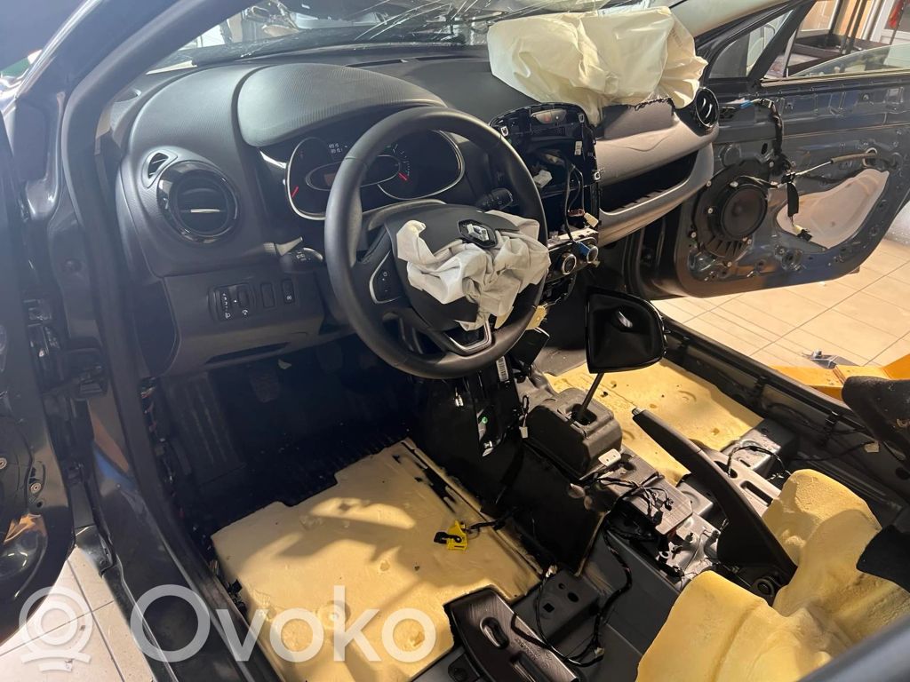 Clio IV Clio  821006799R