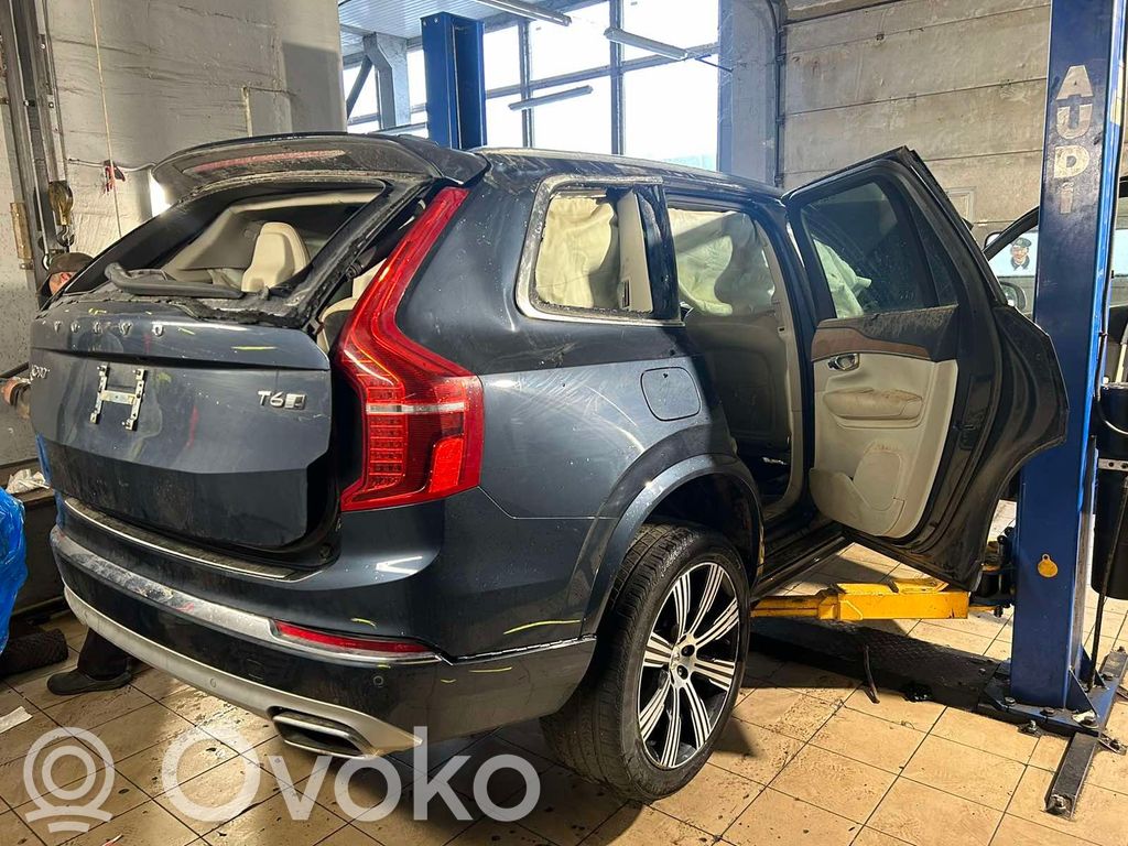 XC90 XC90  32327232
