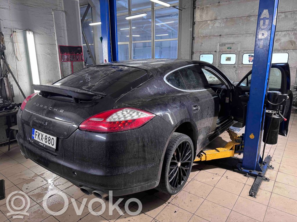 Panamera (970) Panamera  97060617600