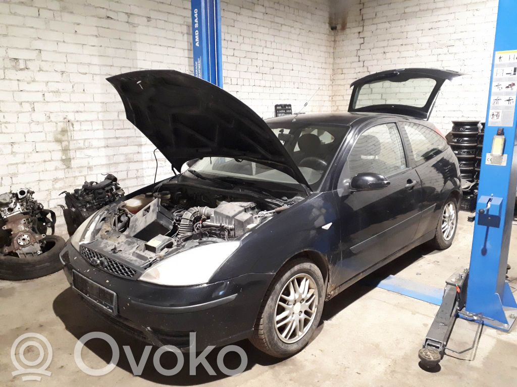 Focus Focus  YS4U11000AB