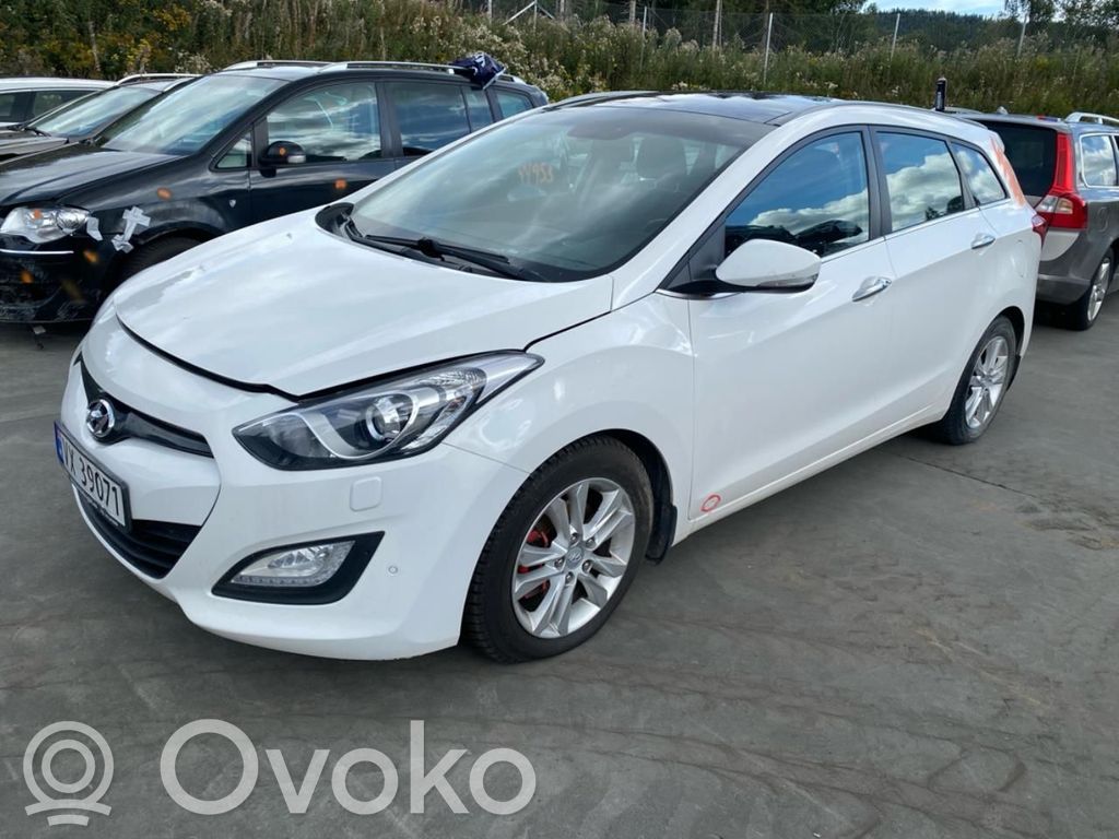 i30 i30  D4FB