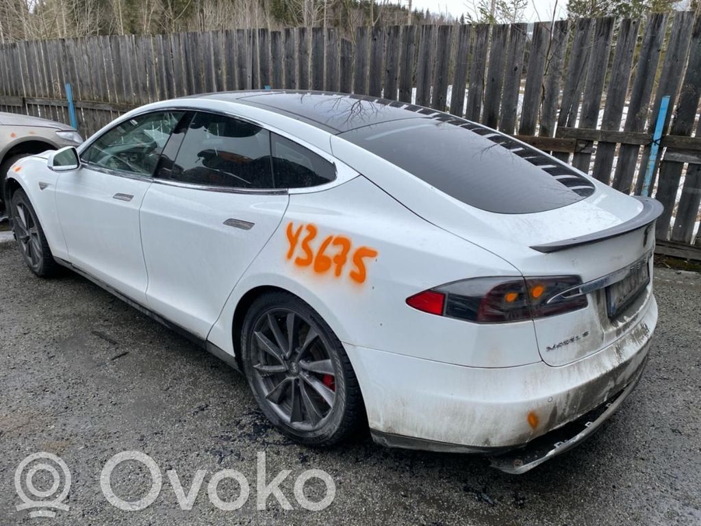 Model S Tesla Model S
