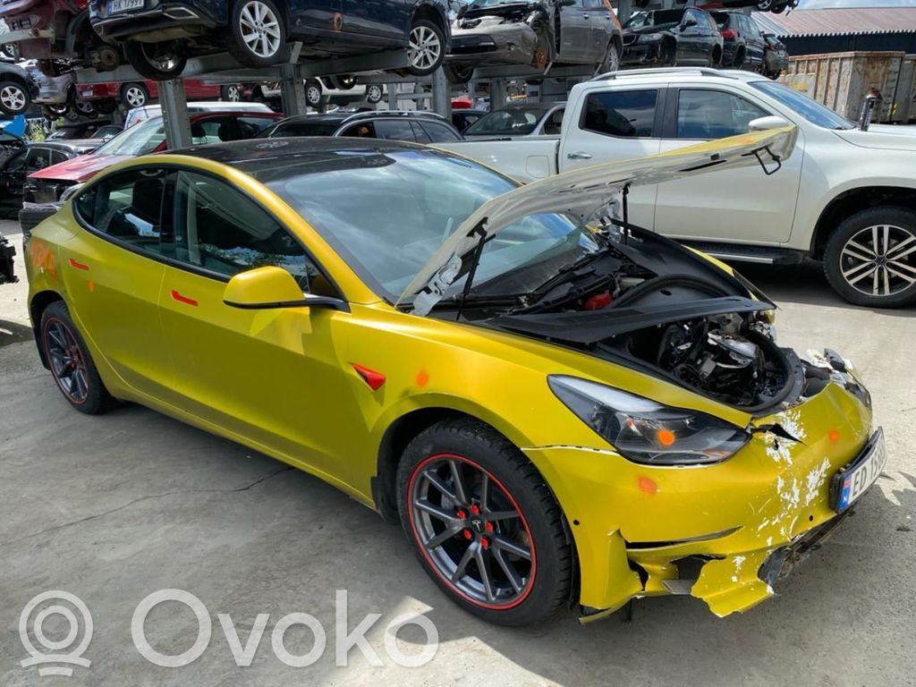 Model 3 Tesla Model 3  800821400A